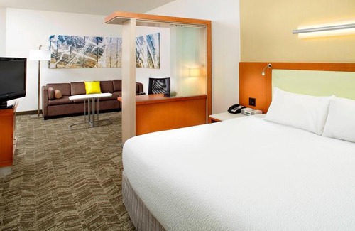 Waukegan Hotel | SpringHill Suites by Marriott Chicago Waukegan Gurnee