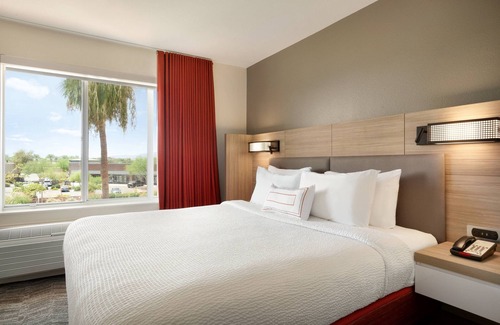 Chandler Hotel | SpringHill Suites Phoenix Chandler/Fashion Center