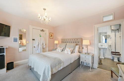 Steyning House | Springwells House