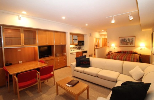 Olympic Valley House | Squaw Valley Lodge: Ski-in/Ski-out Studio w/Views, Pool & Hot Tubs