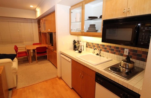 Olympic Valley House | Squaw Valley Lodge: Ski-in/Ski-out Studio w/Views, Pool & Hot Tubs