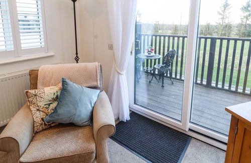 Penrith Cottage | SQUIRREL COTTAGE, family friendly, with pool in Penruddock