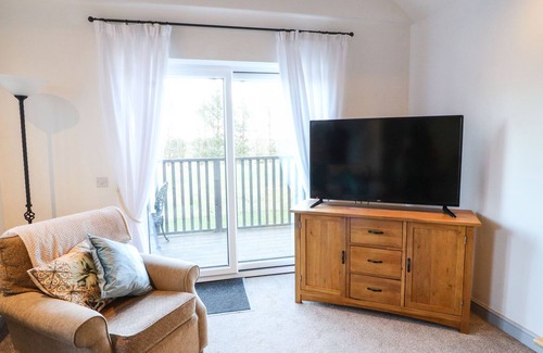 Penrith Cottage | SQUIRREL COTTAGE, family friendly, with pool in Penruddock