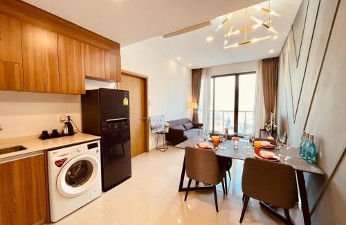 Phnom Penh City Centre Hotel | SRT Suites - The Skyline