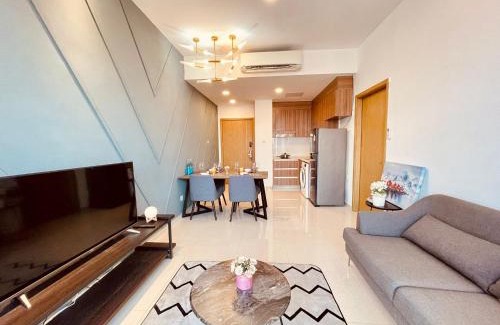 Phnom Penh City Centre Hotel | SRT Suites - The Skyline