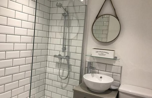 East End Apartment | St Andrews Square Apartments