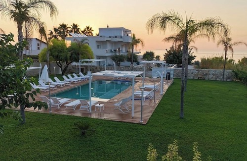 Avola Villa | St. Charles Puntocom, sea ​view, with swimming pool and parking