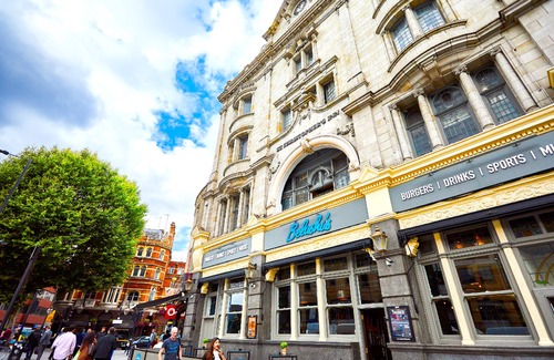 Hammersmith Broadway Hotel | St Christopher's Hammersmith