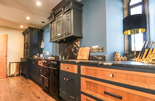 Fraisthorpe Cottage | ST EDMUNDS CHURCH, pet friendly, with a garden in Fraisthorpe