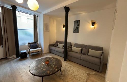 Quartier de l'Ecole-Militaire Apartment | St Germain-Bon Marché - cosy n°1