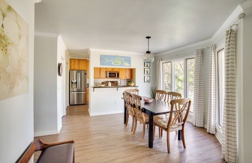 Oceanmarsh Subdivision Cottage | St Helena Island Retreat w/Deck: Walk to Beach