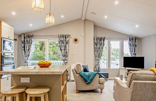 Ryde House | St Helens Beach Retreat