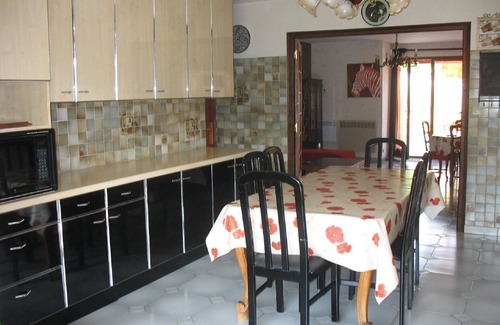 Saint-Jean-de-Luz House | ST JEAN LUZ RESIDENTIAL AREA" 2 CLIM" COT TOYS - 5 ADULTS + 1 BABY