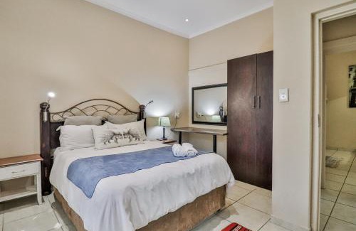 St. Lucia House | St Lucia Safari Lodge Holiday Home