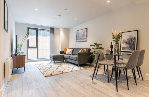 Convention Quarter Apartment | St. Martin's Place by Seven Living