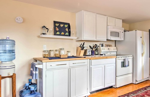 Neavitt House | St. Michaels Area Cottage - Walk to Water & Marina