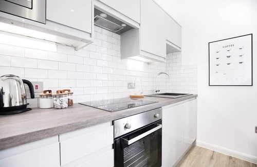 Saint Paul's Apartment | St Paul’s Suites - Apartment 2