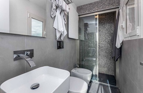 Vatican House | St. Peter's. Studio apartment within walking distance of the Vatican Museums