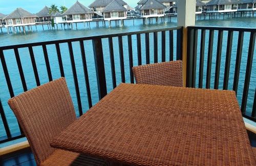 Kampung Bagan Lalang House | ST8 Sepang Golden PalmTree Family Villa 2 Bedroom