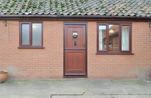 Foxley Cottage | Stable Cottage 7 - UKC3746