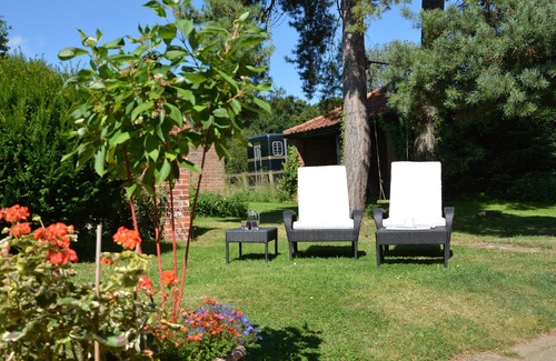 Saxmundham Cottage | Stable Cottage at the Grove, Great Glemham