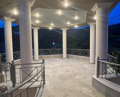 Lygia Apartment | Staikos