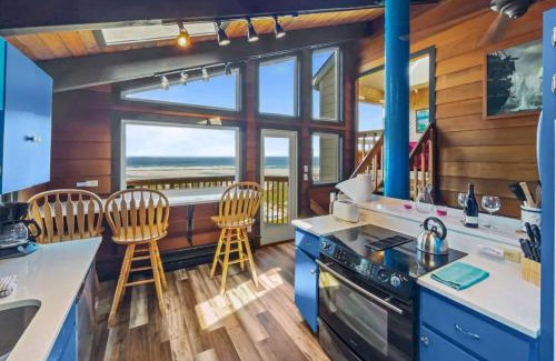 Rockaway Beach House | Stairway to Heaven at Rockaway