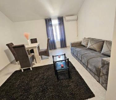 Paracin Apartment | Stan na dan Crystal
