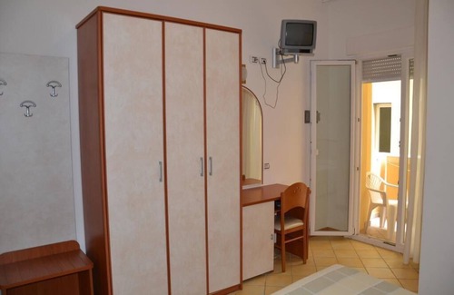 Misano Adriatico Apartment | Standard Apartment with Balcony 130 meters from the sea