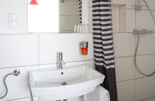Morbisch am See Cottage | Standard Doppelzimmer - Pension Laubenhof