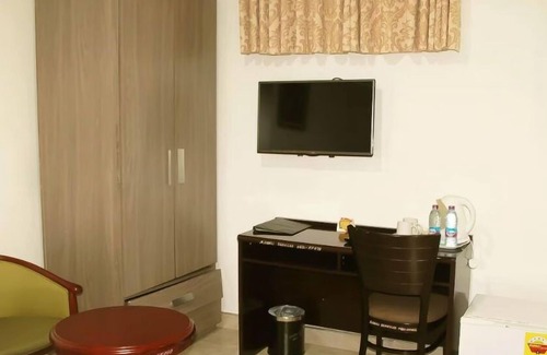 Obuasi Apartment | Standard Double Room