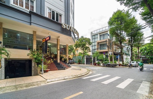 Binh Chanh House | Standard Double Stay in Vietnam at Trung Son