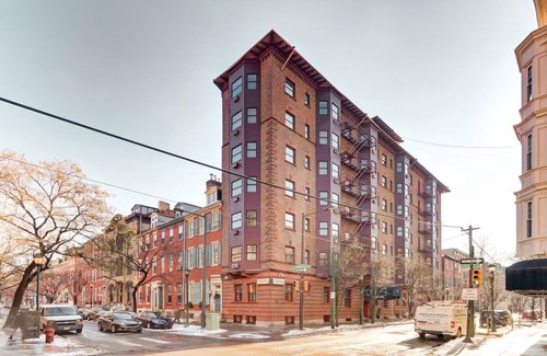 Gayborhood Hotel | Standard Queen Space, The Alexander Inn, Charming Design, Central Philly