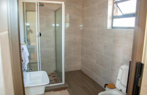 Bulawayo Apartment | Standard room in Morningside guesthouse - 2090