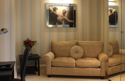 Yeovil Apartment | Standard Studio Ensuite with Shower at The Keep