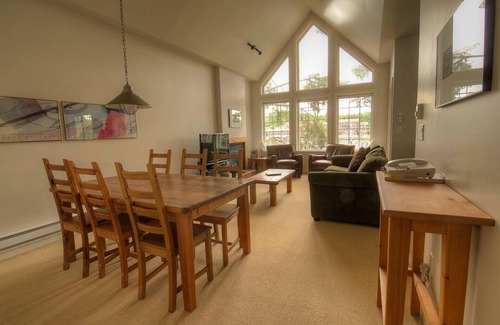 Ucluelet Condo | STANDARD TWO BEDROOM SUITE WITH NO SOAKER TUB ON PATIO