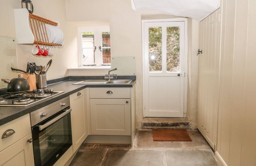 Winster Cottage | STANFREE HOUSE, pet friendly, with open fire in Winster