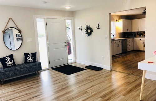 Stanhope House | Stanhope 3bdrm Waterfront Home - Monthly/nightly Oct-June & weekly Summer 2025