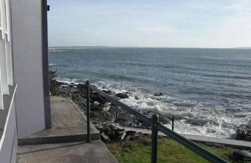 Cowrie Point House | Stanley View Beach House