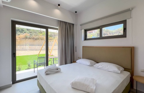 Galatas Villa | Star Luxury Villa, Star Luxury Villa