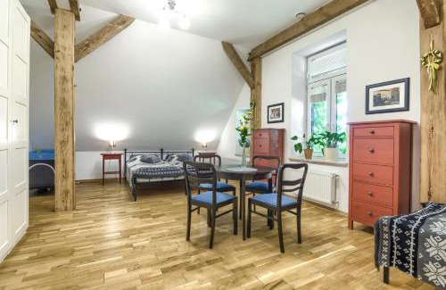 gmina Grodziczno Bed & Breakfast | Stara Szkola Trzcin 20