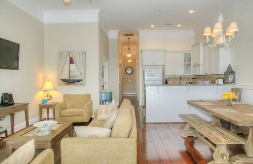 Southport Apartment | Starboard at Captain's Bridge