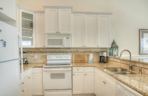 Southport Apartment | Starboard at Captain's Bridge