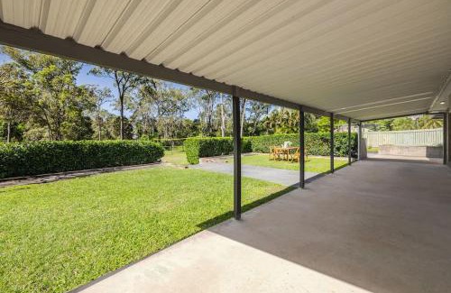 Bethania House | Stargaze&Soak Private Retreat Park-front Mins to Logan Hospital