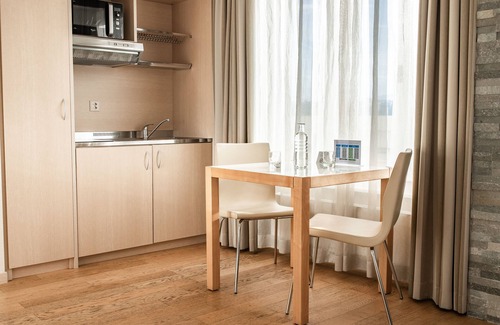 Les Acacias Hotel | Starling Hotel Residence Genève