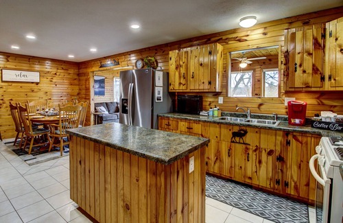 Fifty Lakes Cabin | Starry Pines: Beautiful, Peaceful and Serene Lakeside Cabin near Crosslake, MN