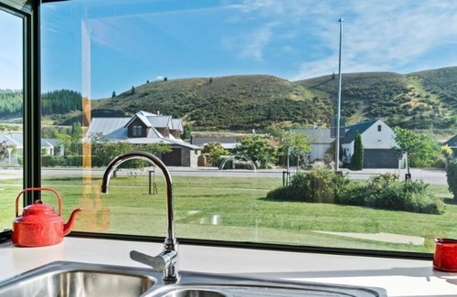 Clyde House | Start of the Otago Central Rail Trail