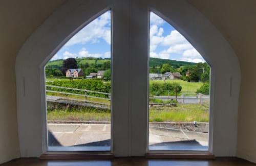 Bucknell House | Station Cottage