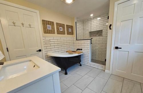 Niantic Villa | Stay a While in Niantic, Comfort by the Coast