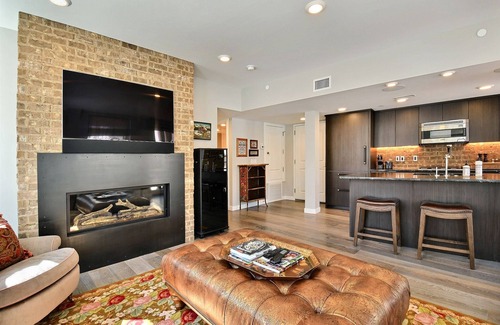 Downtown Park City Condo | Stay Amidst Main Street Park City; Skiing, Shopping, dining and nightlife Right Out Your Front Door!